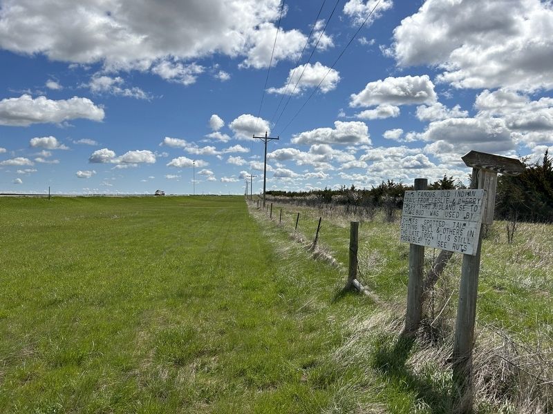 Old Indian Trail Marker, from the west image. Click for full size.