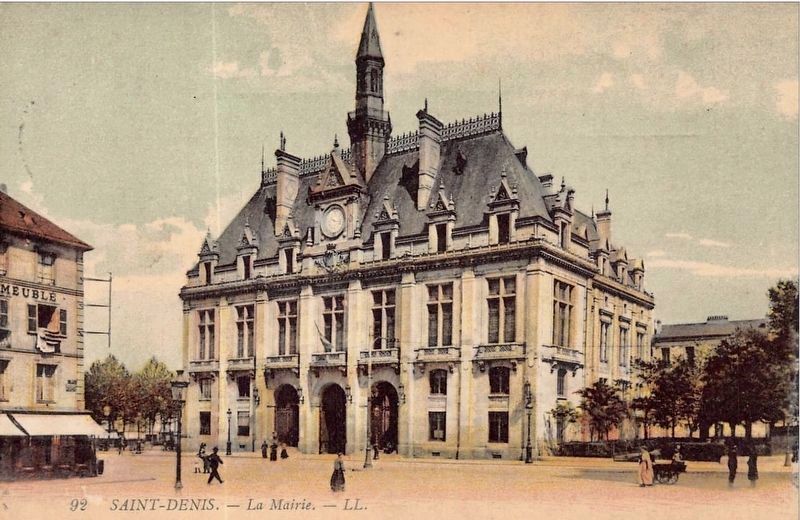 La Mairie / City Hall. Click for full size. La Mairie / City Hall image. Click for full size.