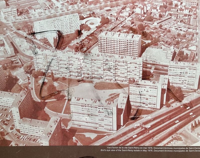 Marker photo: Bird�s eye view of the Saint-R�my estate in May 1976 image. Click for full size.