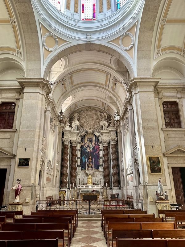 Igreja Paroquial / Parish Church Marker - interior image. Click for full size.