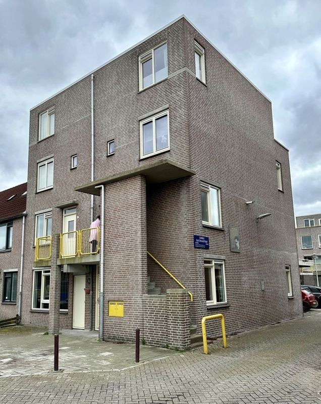 Cornelis Dijksterhuis Marker - wide view image. Click for full size.