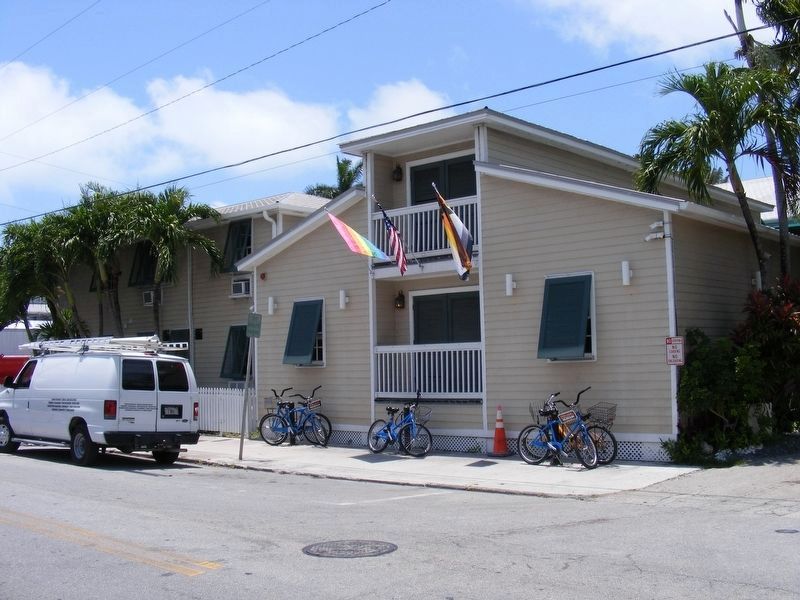 Island House. Click for full size. Island House image. Click for full size.