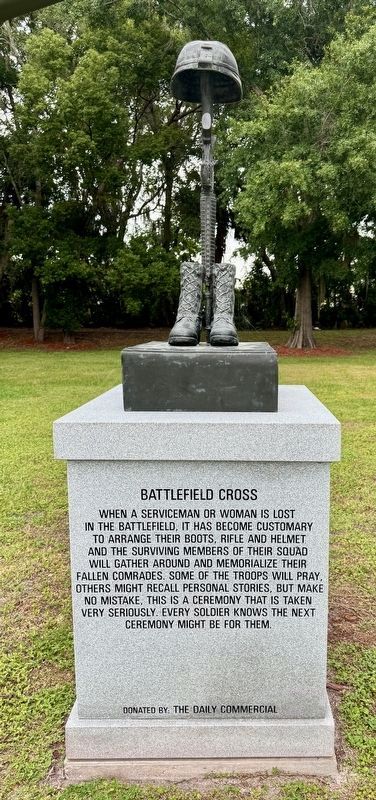 Battlefield Cross Memorial image. Click for full size.