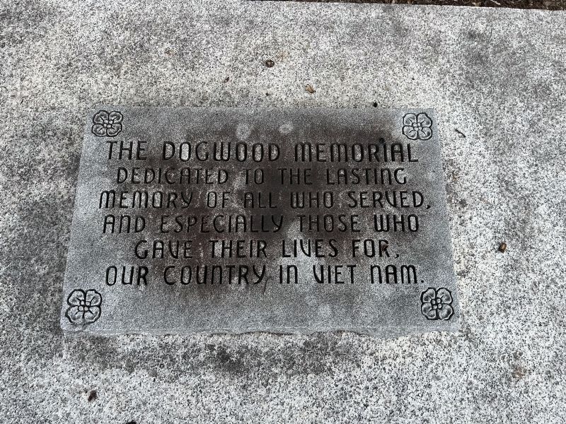 Viet Nam War Dogwood Memorial plaque image. Click for full size.