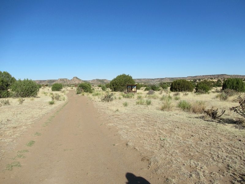 Black Mesa Trail 1 mile Rest Area. image. Click for full size.