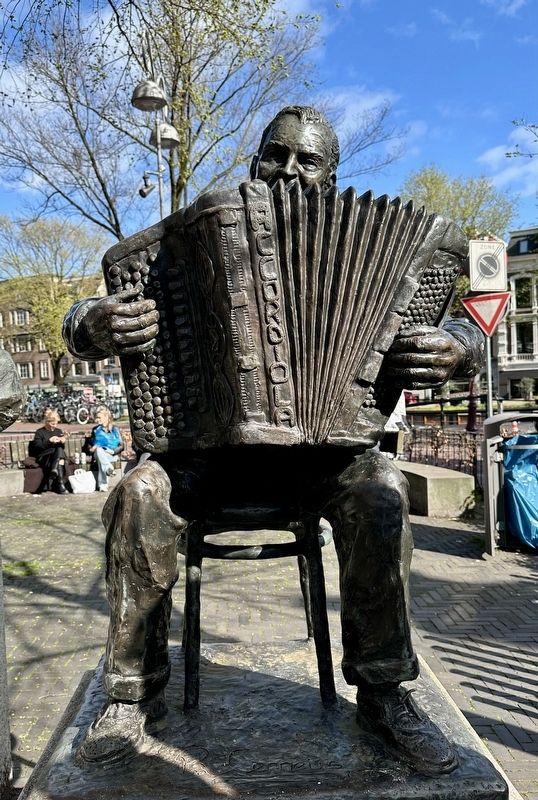 Johnny Meijer statue. Click for full size. Johnny Meijer statue image. Click for full size.