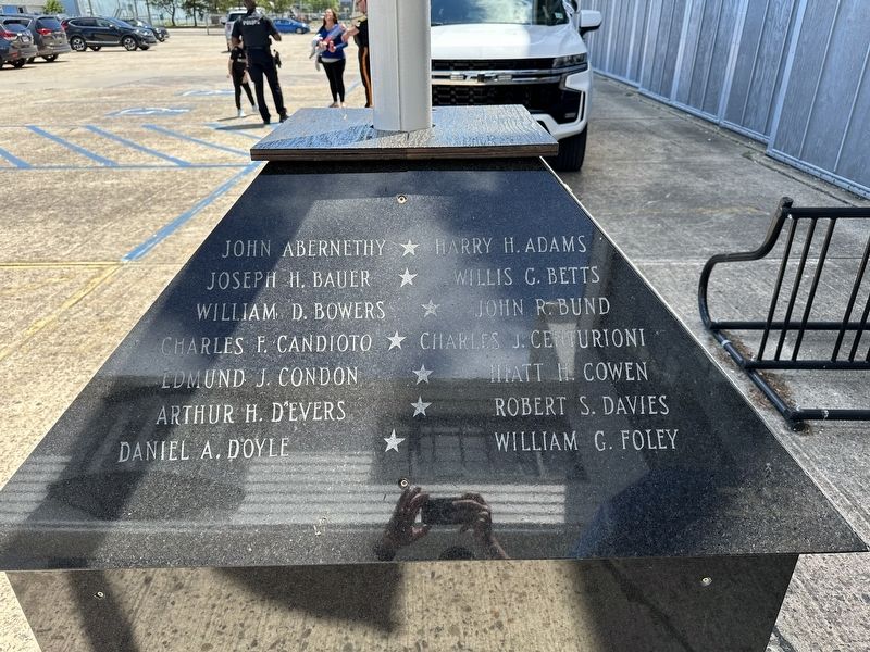 NAS Wildwood Veterans Memorial image. Click for full size.
