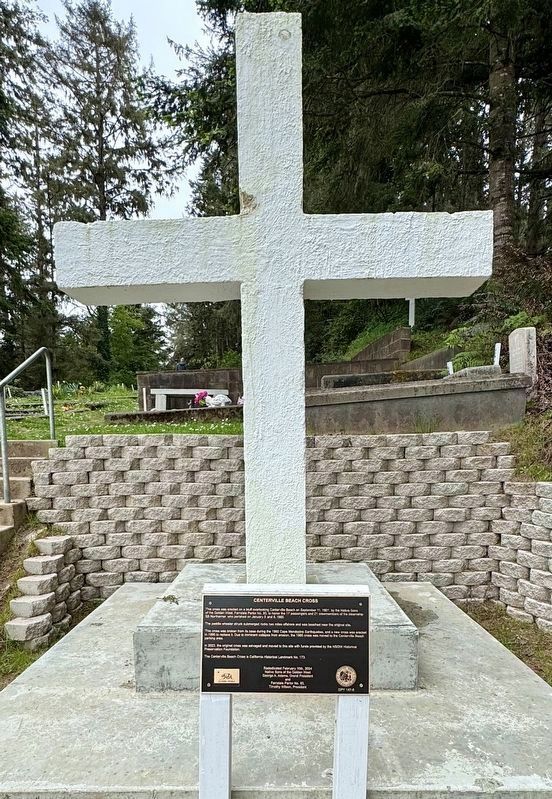 Centerville Beach Cross. Click for full size. Centerville Beach Cross image. Click for full size.