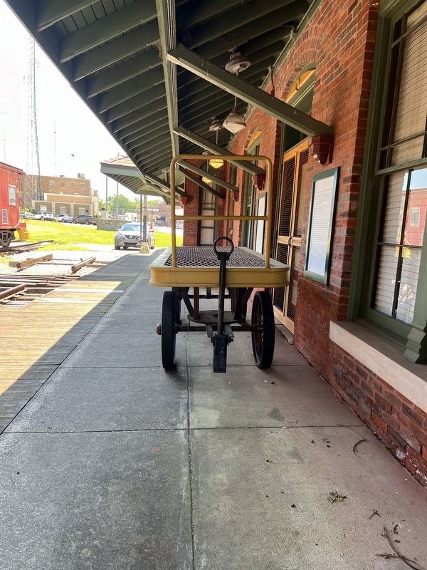 Tuscumbia Railway Depot Marker image. Click for full size.
