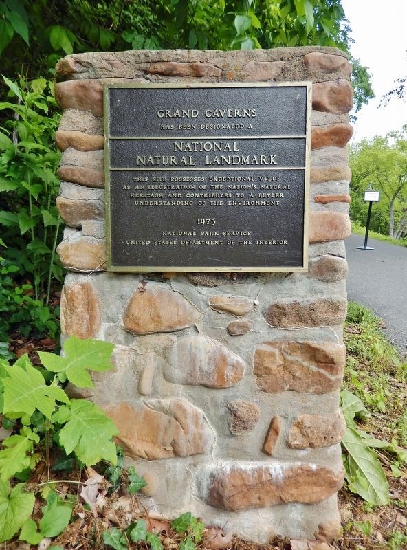 Grand Caverns Marker. Click for full size. Grand Caverns Marker image. Click for full size.