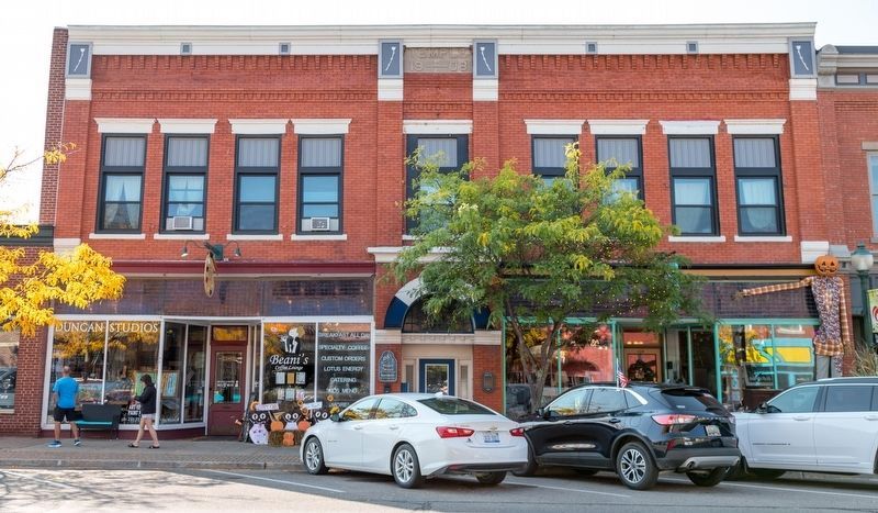 Bergy Bros. Building. Click for full size. Bergy Bros. Building image. Click for full size.