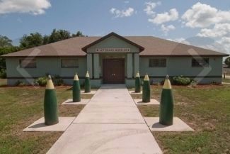 Deltona Veteran�s Memorial Park and Museum image. Click for more information.