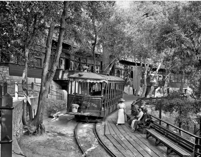 Alpine Tavern image. Click for full size.