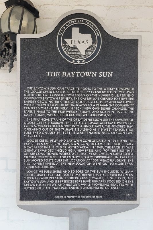 <i>The Baytown Sun</i> Marker image. Click for full size.