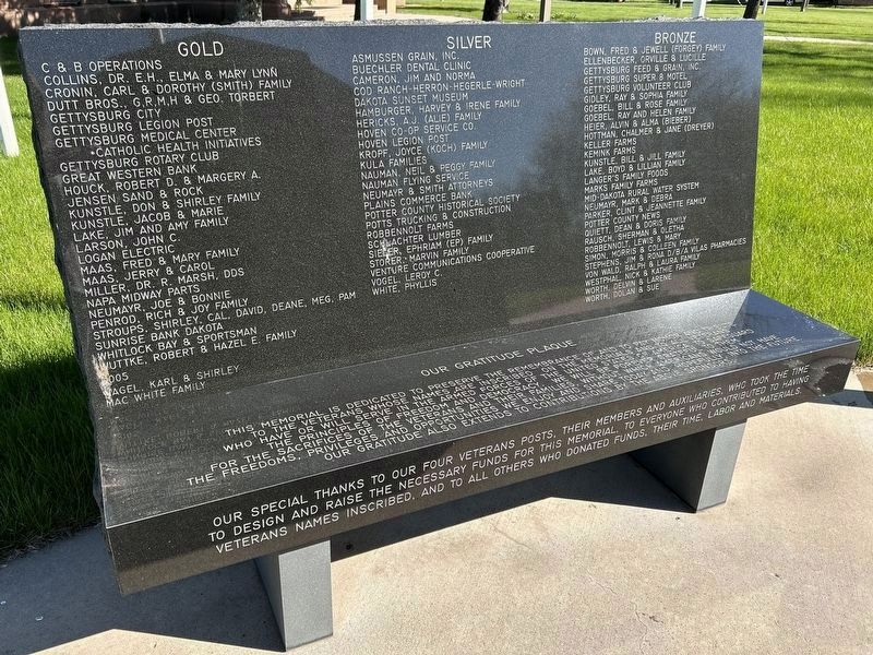 Potter County, South Dakota Veteran's Memorial Gratitude Plaque Bench. Click for full size. Potter County, South Dakota Veteran's Memorial Gratitude Plaque Bench image. Click for full size.