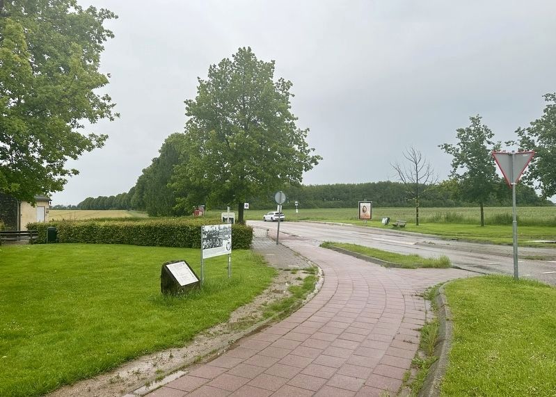 466th Bomb Group Plane Crash Marker - wide view. Click for full size. 466th Bomb Group Plane Crash Marker - wide view image. Click for full size.