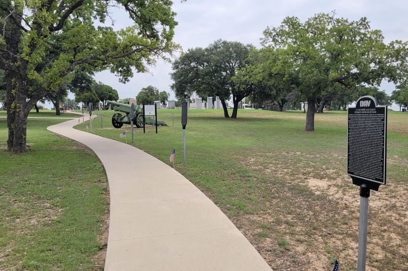 The view of the 1Lt Joe Henry (J.H.) Childs Marker along the pathway image. Click for full size.