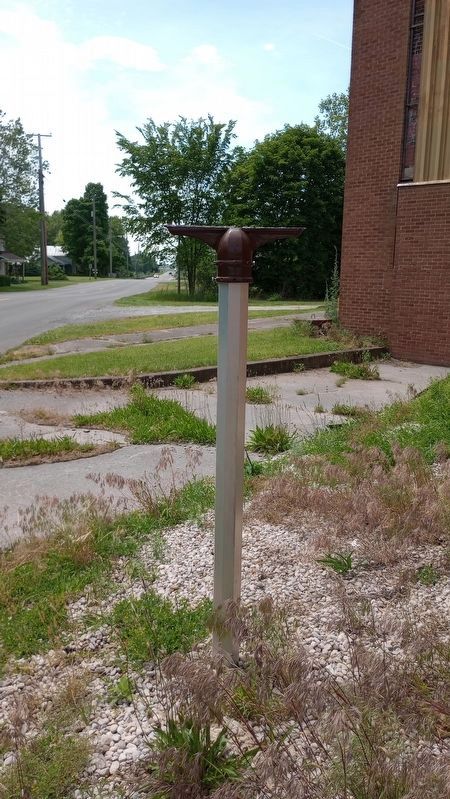 Kenton Hardware Company Marker is missing image. Click for full size.