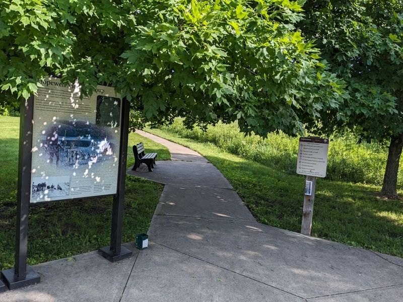 Hopewell Mound Group Marker image. Click for full size.