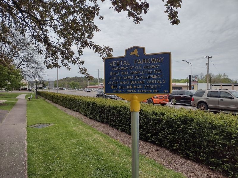 Vestal Parkway Marker. Click for full size. Vestal Parkway Marker image. Click for full size.
