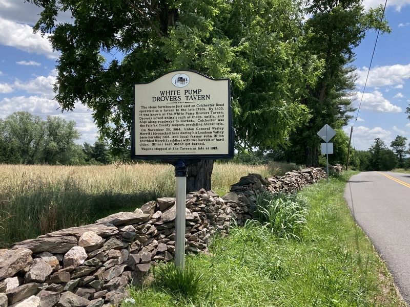 Wide Shot of White Pump Drovers Tavern Marker. Click for full size. Wide Shot of White Pump Drovers Tavern Marker image. Click for full size.
