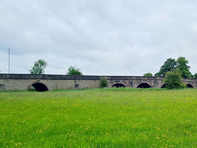 Oundle Bridge. Click for full size. Oundle Bridge image. Click for full size.