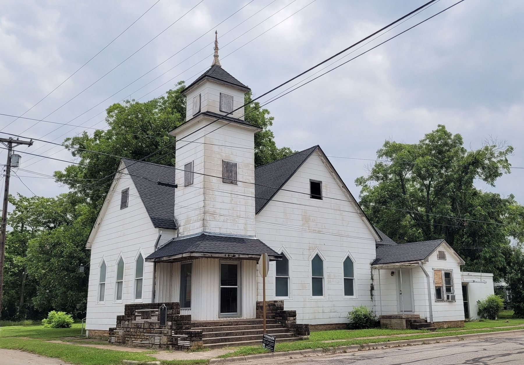 The view of the Lee Chapel A.M.E. Church from across the street. Click for full size. The view of the Lee Chapel A.M.E. Church from across the street image. Click for full size.