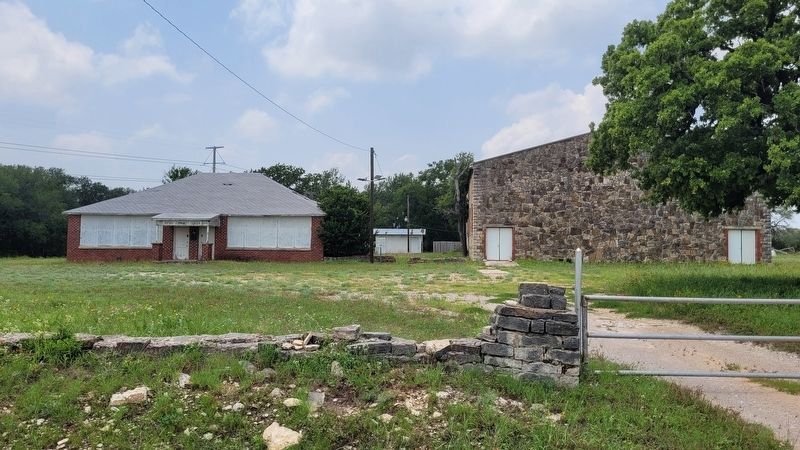 The view of the Duffau School (left) and Marker from the street image. Click for full size.