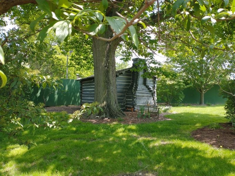 The Lincoln Log Cabin image. Click for full size.
