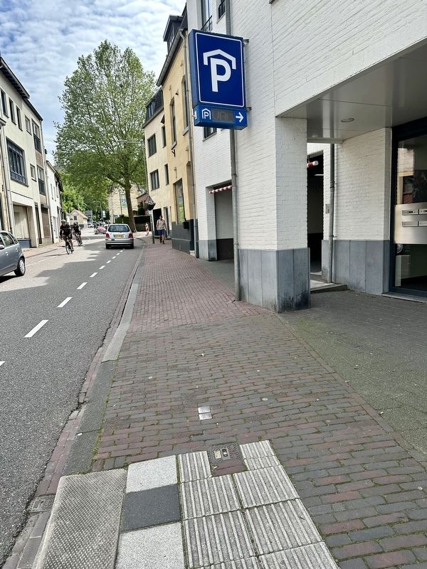 Karel Cahn Marker - wide view image. Click for full size.