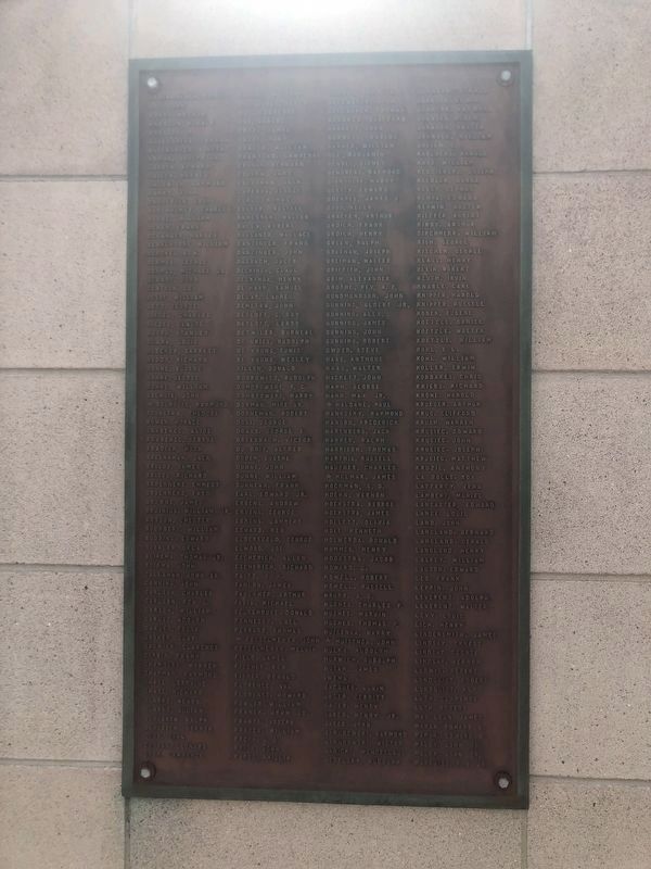 Evergreen Park Veterans Memorial: World War II veterans (left plaque). Click for full size. Evergreen Park Veterans Memorial: World War II veterans (left plaque) image. Click for full size.