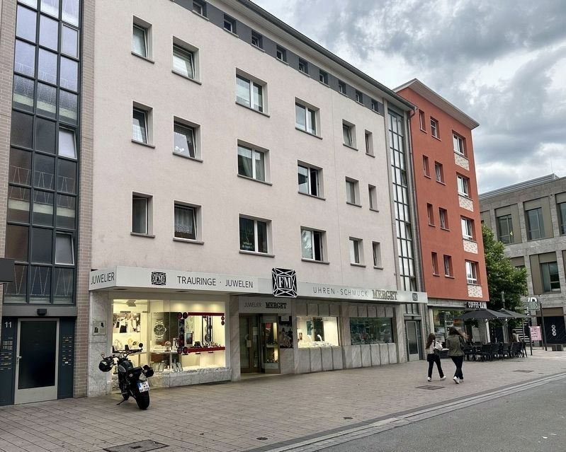 Wohnhaus der Tante Schlemmer / Residence of Auntie Schlemmer Marker - wide view. Click for full size. Wohnhaus der Tante Schlemmer / Residence of Auntie Schlemmer Marker - wide view image. Click for full size.