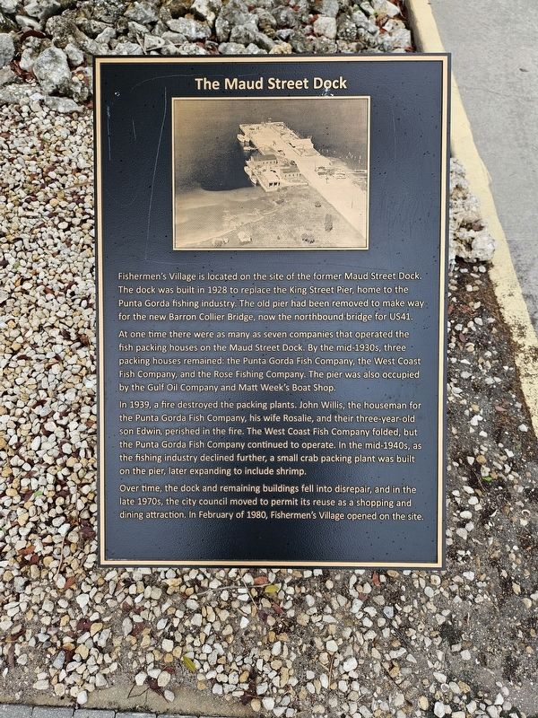 The Maud Street Dock Marker image. Click for full size.