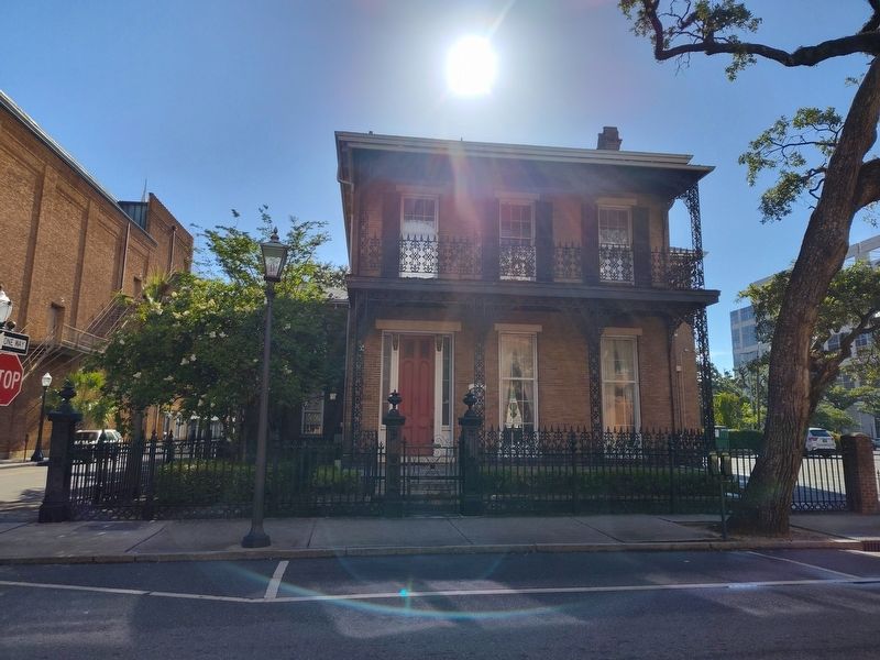 Guesnard House image. Click for full size.