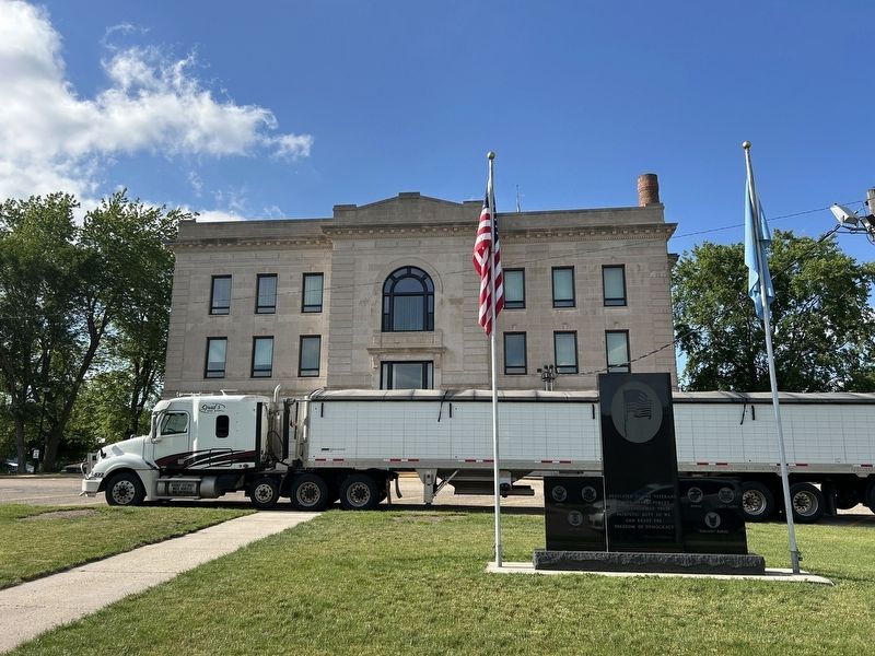 Deuel County Court House Veterans Memorial. Click for full size. Deuel County Court House Veterans Memorial image. Click for full size.