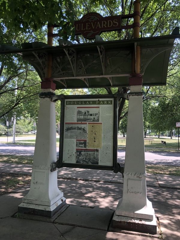 Douglas Park Marker. Click for full size. Douglas Park Marker image. Click for full size.