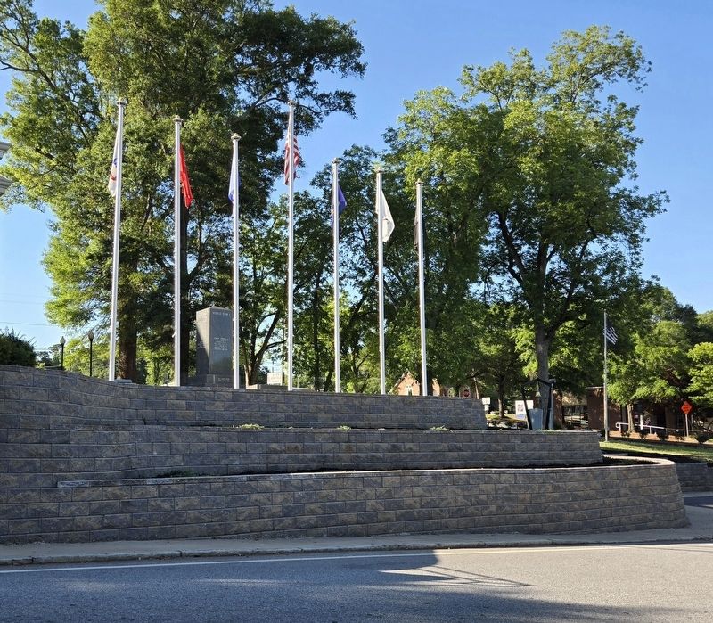 Franklin County Veterans Plaza image. Click for full size.