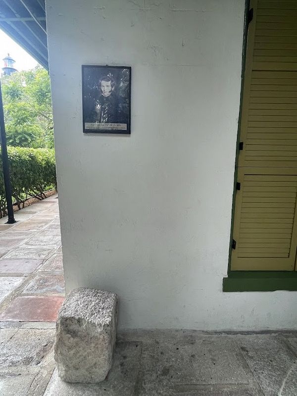 18-inch limestone block. Click for full size. 18-inch limestone block image. Click for full size.