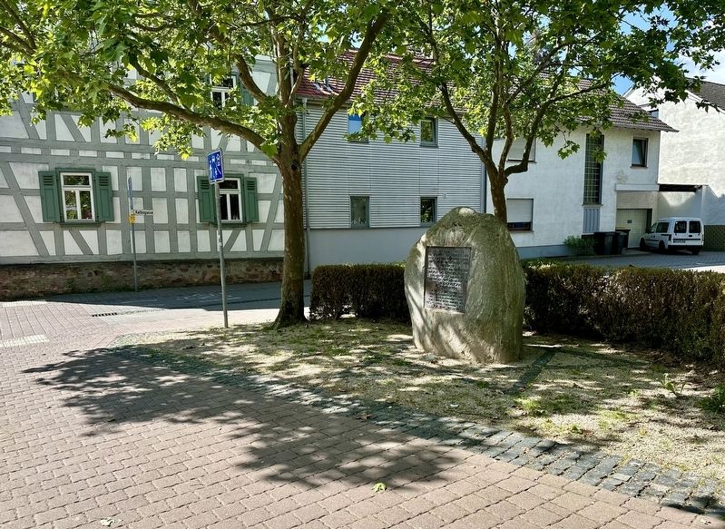 M�rfelden Synagoge Marker - wide view image. Click for full size.