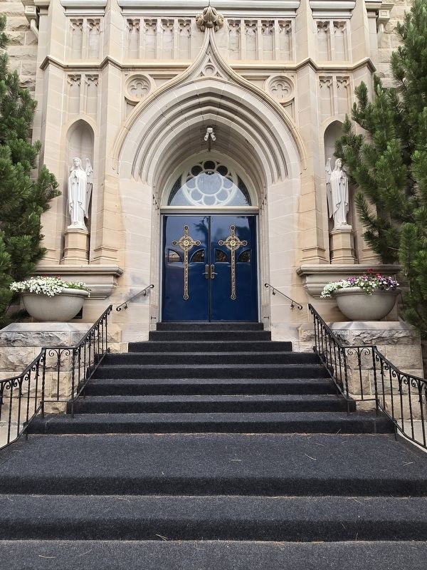 Sanctuary entrance of St Mary's on Capitol Avenue. Click for full size. Sanctuary entrance of St Mary's on Capitol Avenue image. Click for full size.