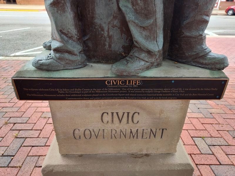 Sidney and Shelby County Millenium Monument image. Click for full size.