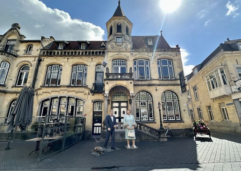 Oud Stadhuis / Old Town Hall and Marker. Click for full size. Oud Stadhuis / Old Town Hall and Marker image. Click for full size.
