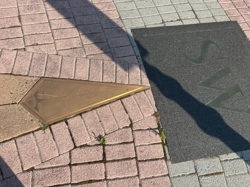 Points of Remembrance Marker. Click for full size. Points of Remembrance Marker image. Click for full size.
