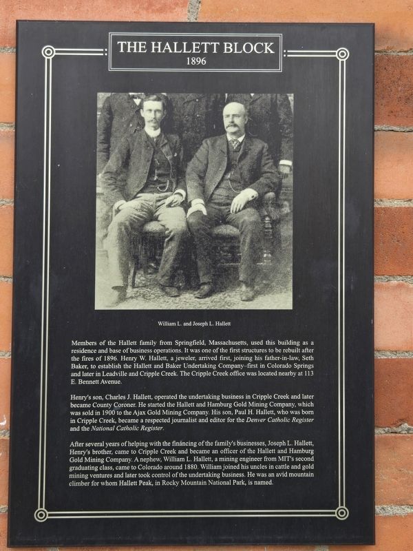The Hallett Block Marker image. Click for full size.