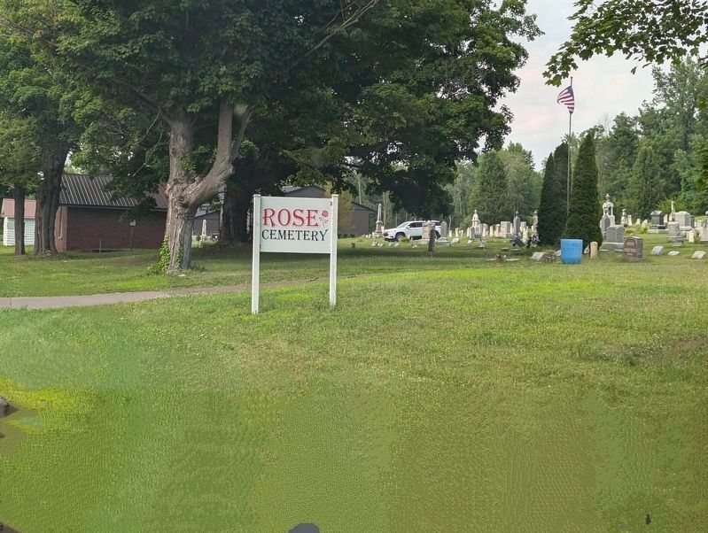 Rose Cemetery where the Patriot Burials marker is. Click for full size. Rose Cemetery where the Patriot Burials marker is image. Click for full size.
