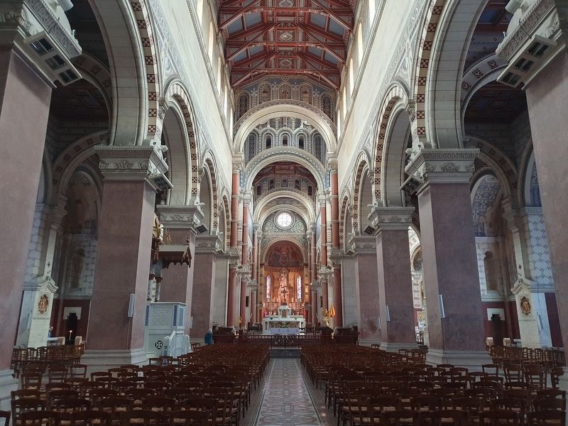 An interior view of La Basilique Notre Dame de Brebières. Click for full size. An interior view of La Basilique Notre Dame de Brebières image. Click for full size.