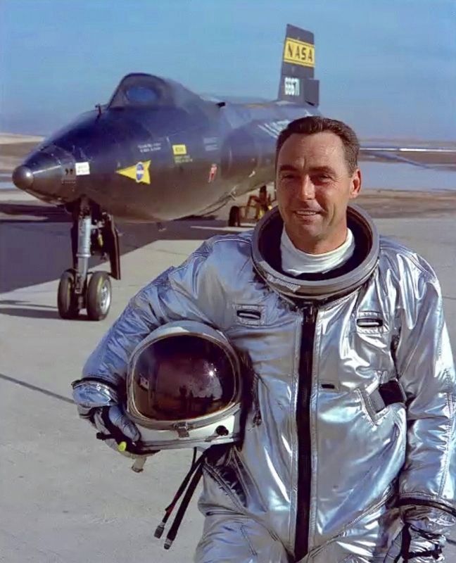 Pete Knight and X-15 image. Click for full size.