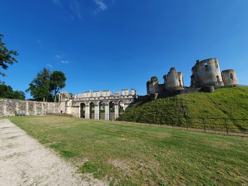 Château de Fère-en-Tardenois Marker. Click for full size. Château de Fère-en-Tardenois Marker image. Click for full size.