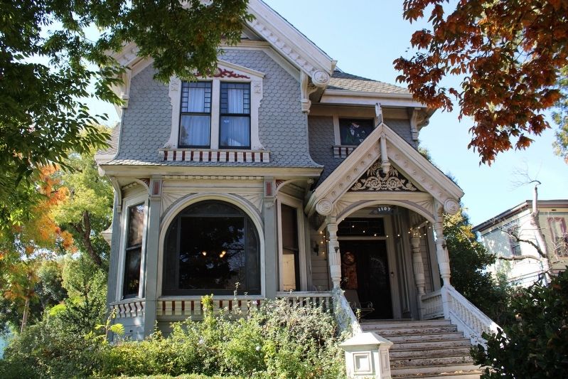 Newell House image. Click for full size.