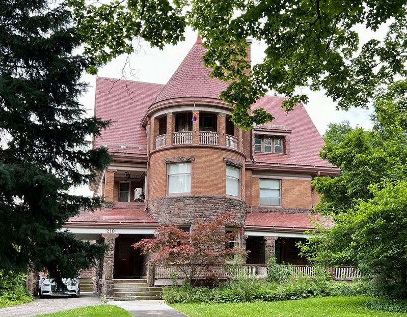 Thomas Willson house, built 1895 image. Click for full size.